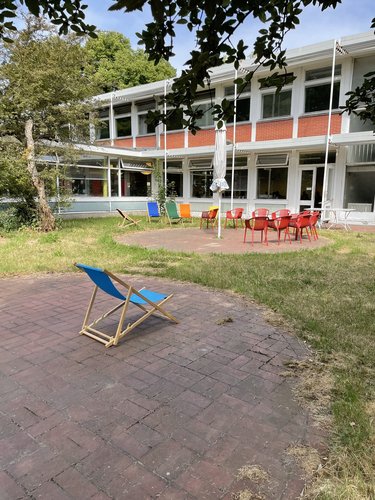 Bibliothek vor Beginn der Sanierung