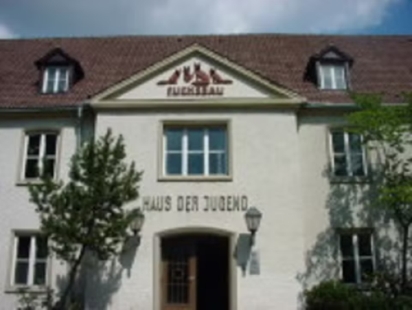 zu sehen ist das Haus der Jundend "Fuchsbau" in Reinickendorf