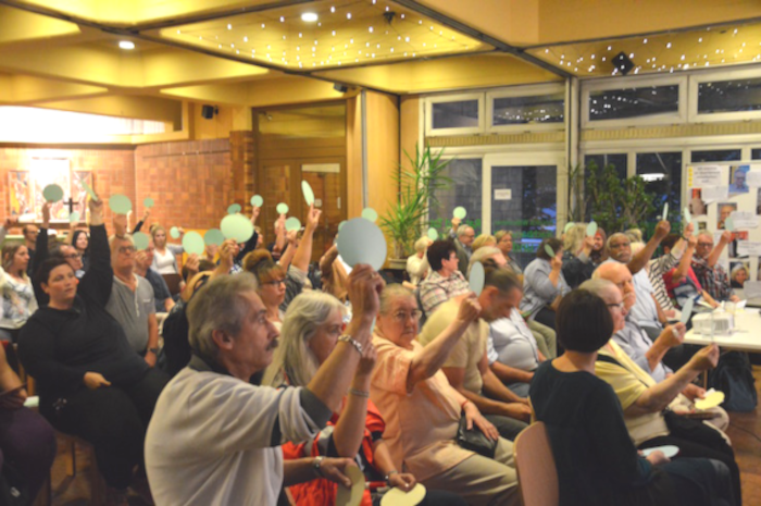 Stadtteilversammlung zur Neubildung des Quartiersrates Heerstraße Nord