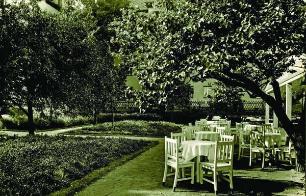 Das Gartencafé im Norden des Parks 1928