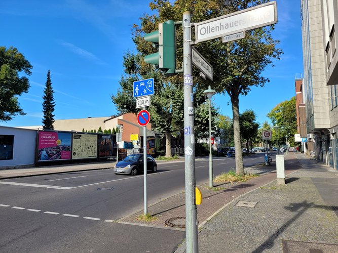 Kreuzung Ollenhauerstraße / Auguste-Viktoria-Allee