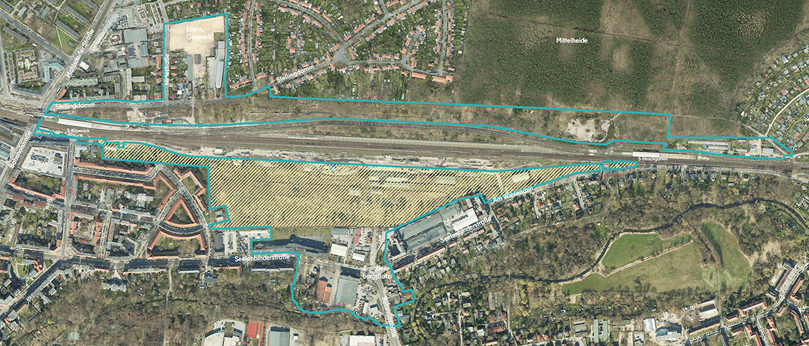 Gegenwärtig nicht freigestelltes ehemaliges Bahnbetriebsgelände © UrbanPlan, Luftbild: Dirk Laubner